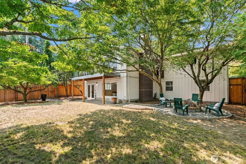 Property photo for 8456 6th Avenue Sw, Seattle photo 23
