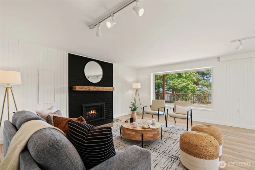 Property photo for 8456 6th Avenue Sw, Seattle photo 18