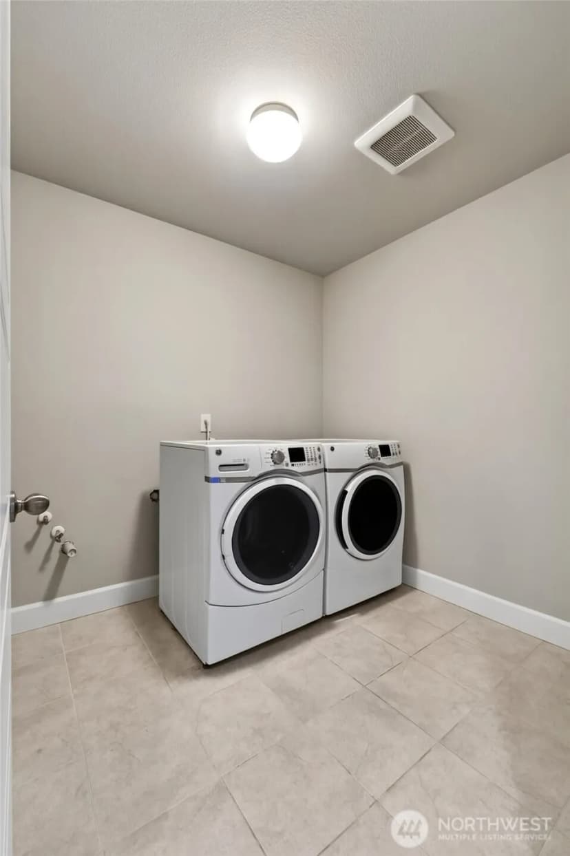Property photo for 30160 61st Avenue S, Auburn photo 32