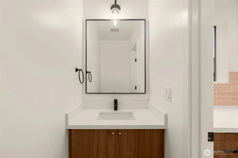 Property photo for 9215 B 12th Avenue Ne, Seattle photo 9