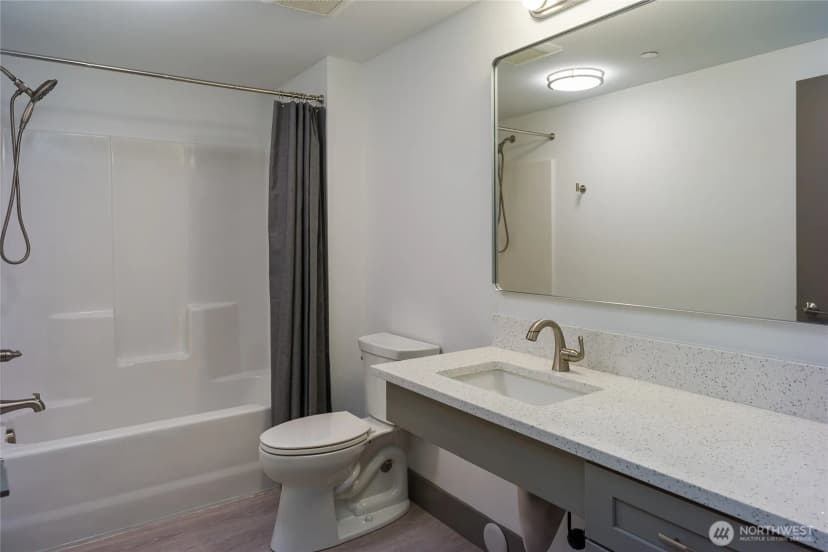 Property photo for 623 Morris Street Ct #e1, La Conner photo 11