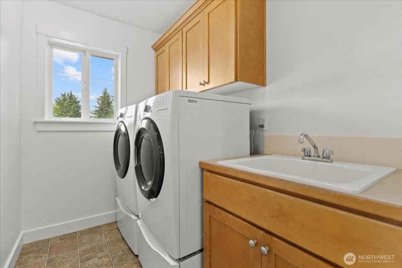 Property photo for 8628 Ne 123rd Place, Kirkland photo 17