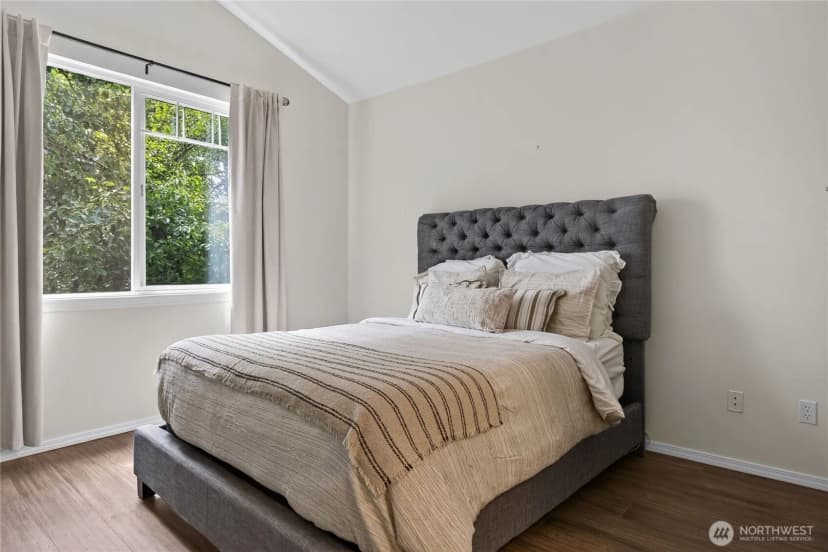 Property photo for 12712 Admiralty Way #b301, Everett photo 17