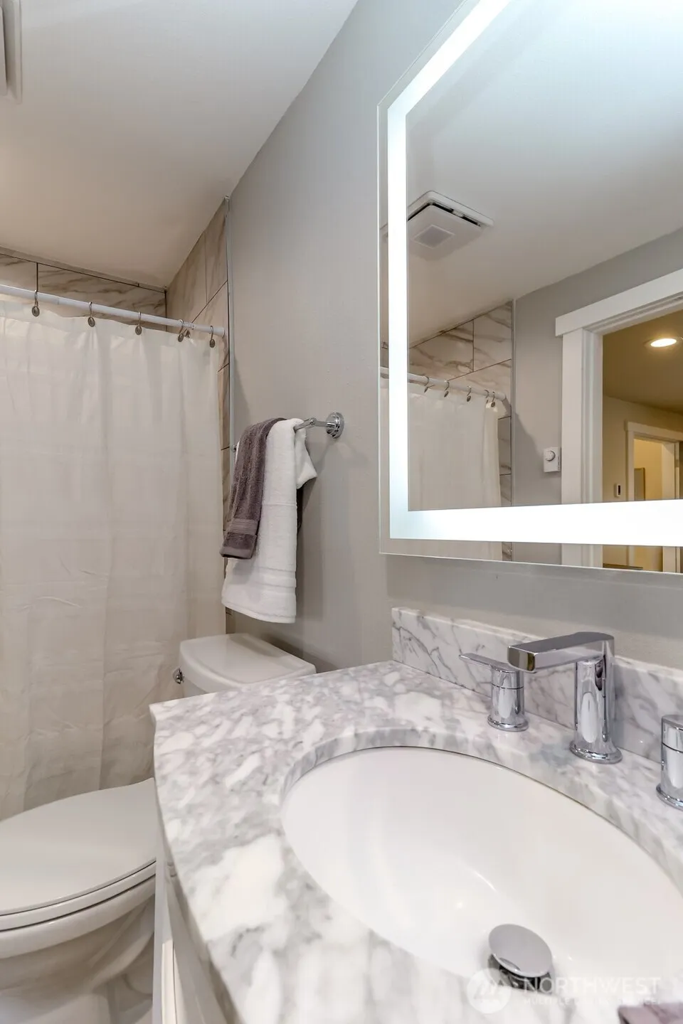 Property photo for 9810 119th Street Sw, Lakewood photo 26