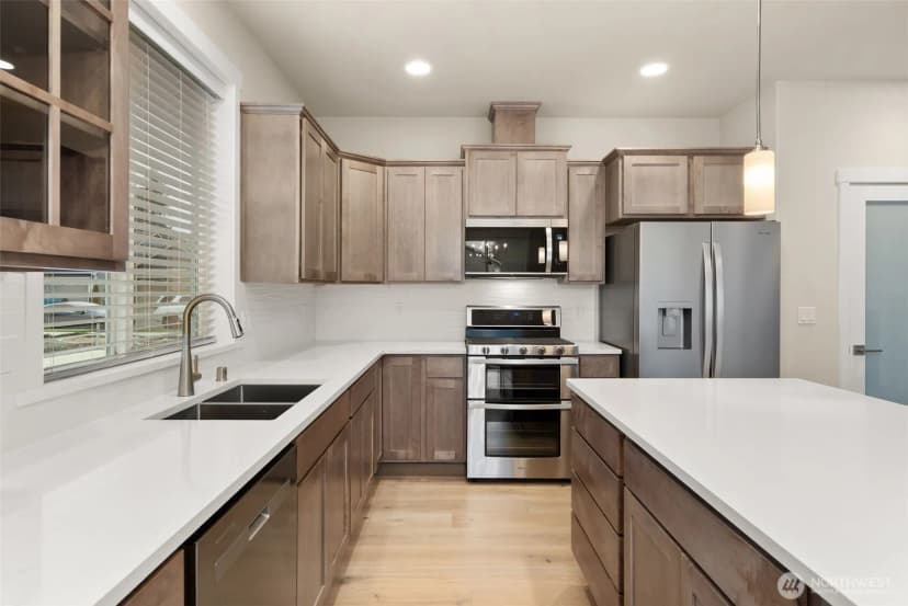 Property photo for 9045 Wyatt Loop Se, Tumwater photo 12