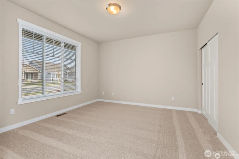 Property photo for 9045 Wyatt Loop Se, Tumwater photo 6
