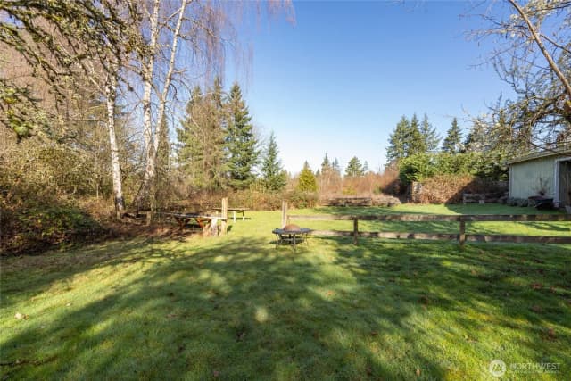 Property photo for 9406 Ne 32nd Street, Clyde Hill photo 5