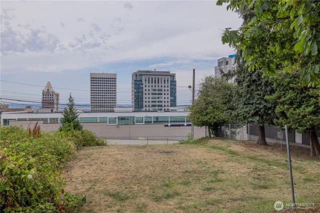 Property photo for 1137 Fawcett Avenue, Tacoma photo 2