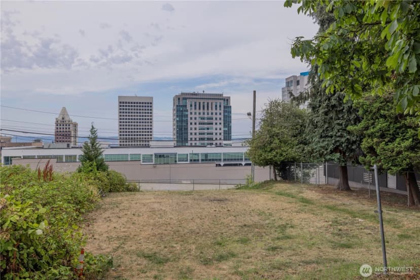 Property photo for 1137 Fawcett Avenue, Tacoma photo 2