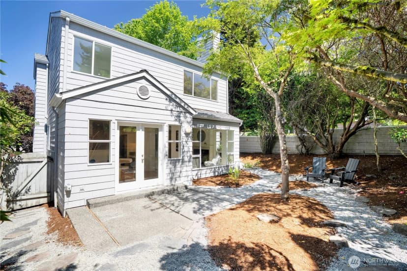 Property photo for 11229 Ne 106th Place, Kirkland photo 25