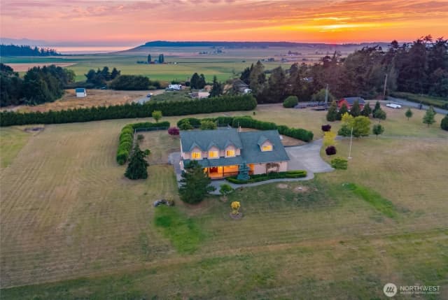 Property photo for 1049 Burchell Road, Coupeville