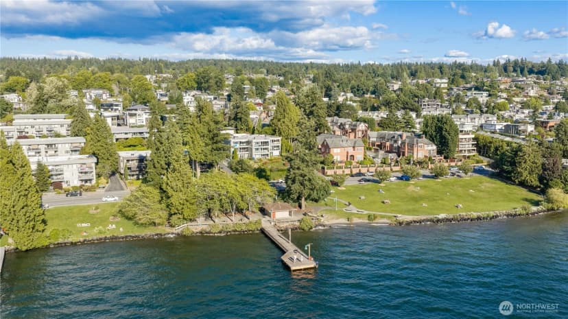 Property photo for 6620 Lake Washington Boulevard Ne #303, Kirkland photo 31