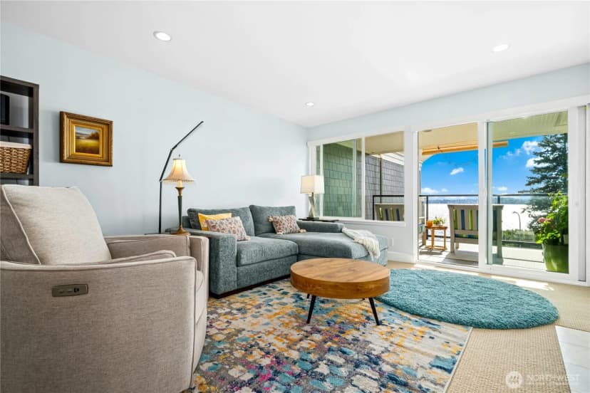 Property photo for 6620 Lake Washington Boulevard Ne #303, Kirkland photo 16