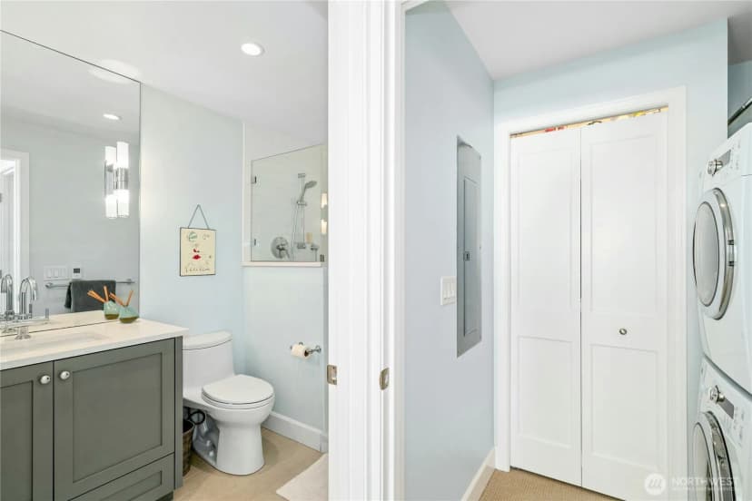 Property photo for 6620 Lake Washington Boulevard Ne #303, Kirkland photo 23
