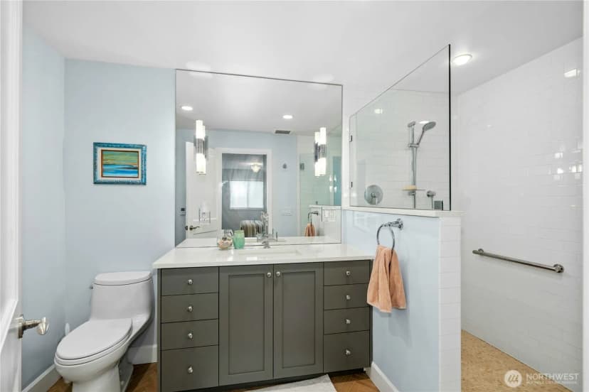 Property photo for 6620 Lake Washington Boulevard Ne #303, Kirkland photo 21