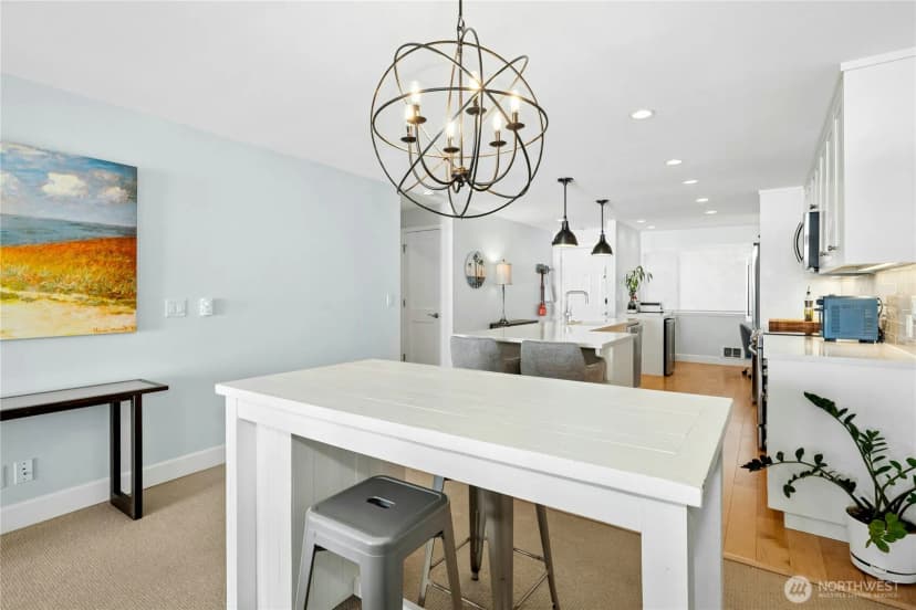 Property photo for 6620 Lake Washington Boulevard Ne #303, Kirkland photo 13