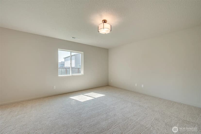 Property photo for 2010 Henderson Way, Longview photo 10