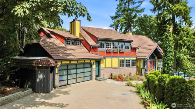 Property photo for 4739 Fernridge Lane, Mercer Island photo 3