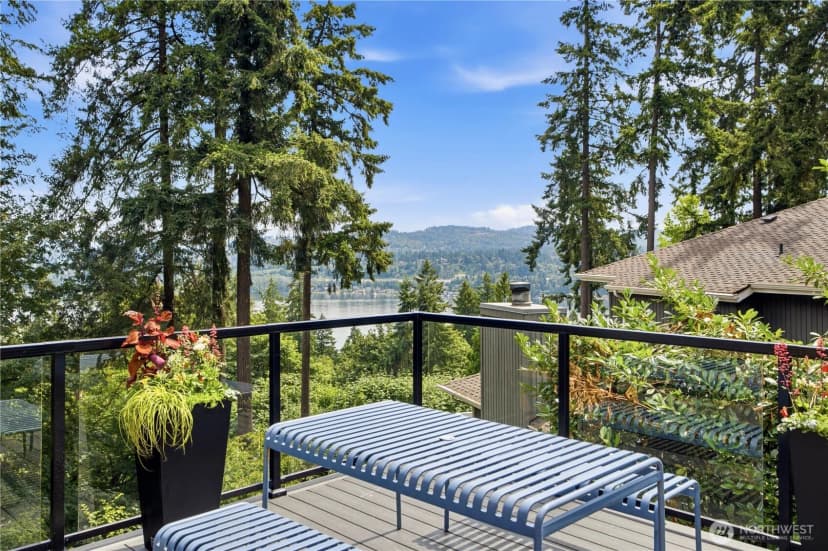 Property photo for 4739 Fernridge Lane, Mercer Island photo 5