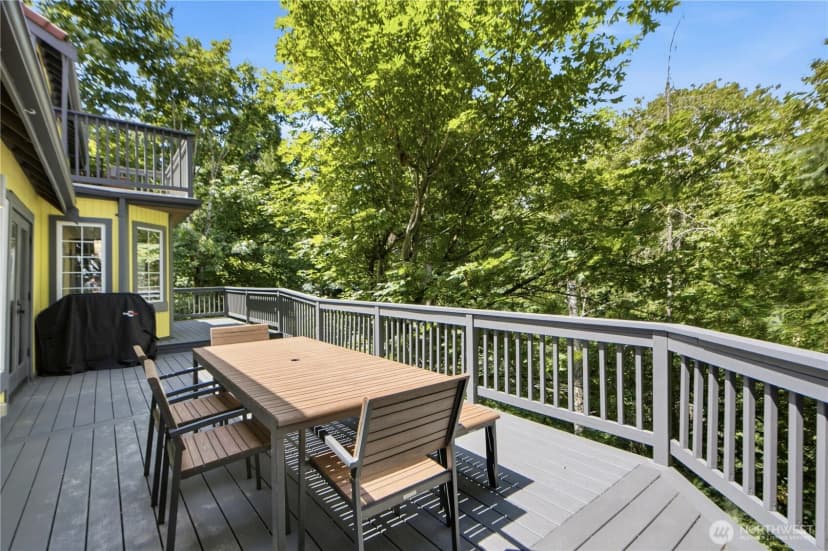 Property photo for 4739 Fernridge Lane, Mercer Island photo 20