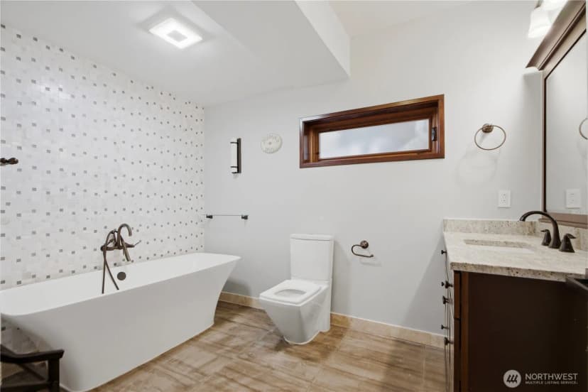 Property photo for 4739 Fernridge Lane, Mercer Island photo 33