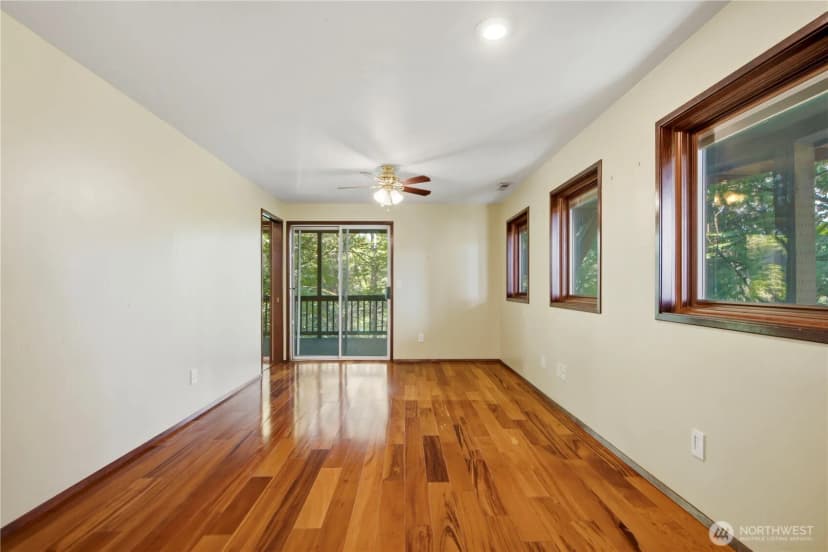 Property photo for 4739 Fernridge Lane, Mercer Island photo 29