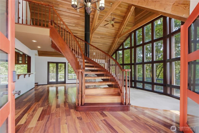 Property photo for 4739 Fernridge Lane, Mercer Island photo 7
