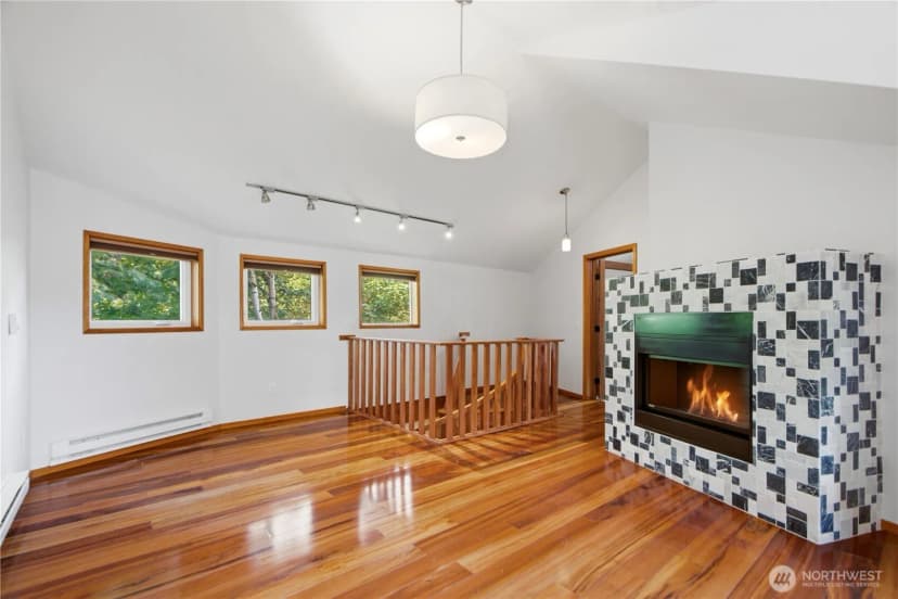Property photo for 4739 Fernridge Lane, Mercer Island photo 27