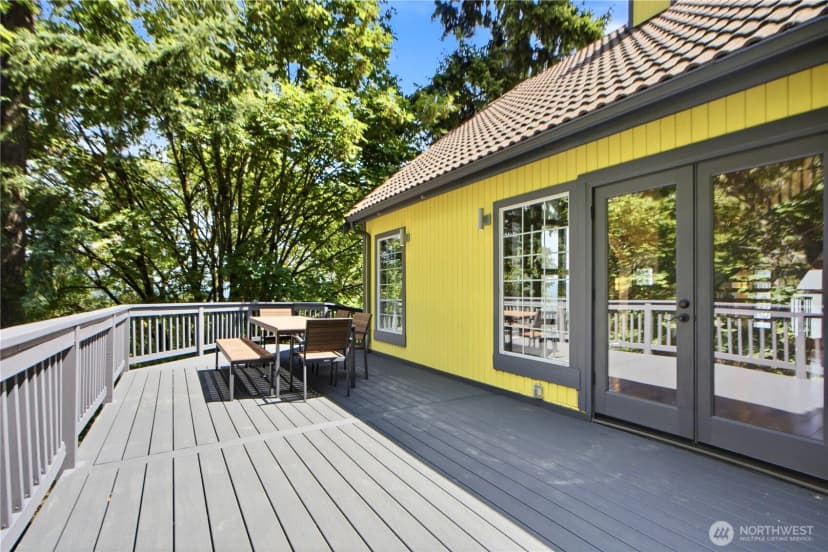 Property photo for 4739 Fernridge Lane, Mercer Island photo 19