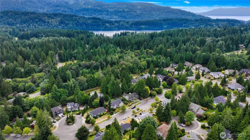 Property photo for 912 S Hills Drive, Bellingham photo 34