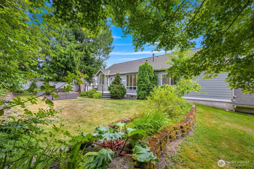Property photo for 912 S Hills Drive, Bellingham photo 31