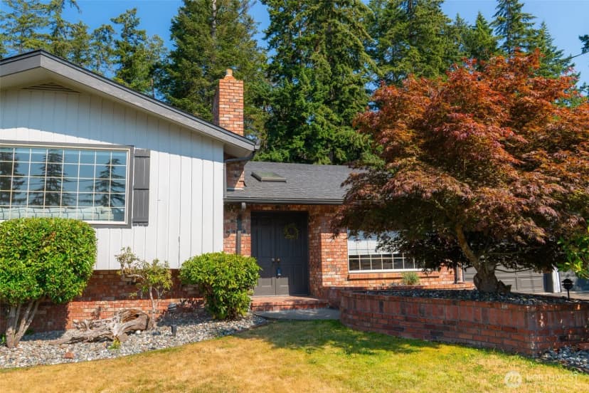 Property photo for 3011 Se Regent Street, Port Angeles photo 3