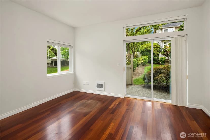 Property photo for 12440 Ne 7th Place, Bellevue photo 9