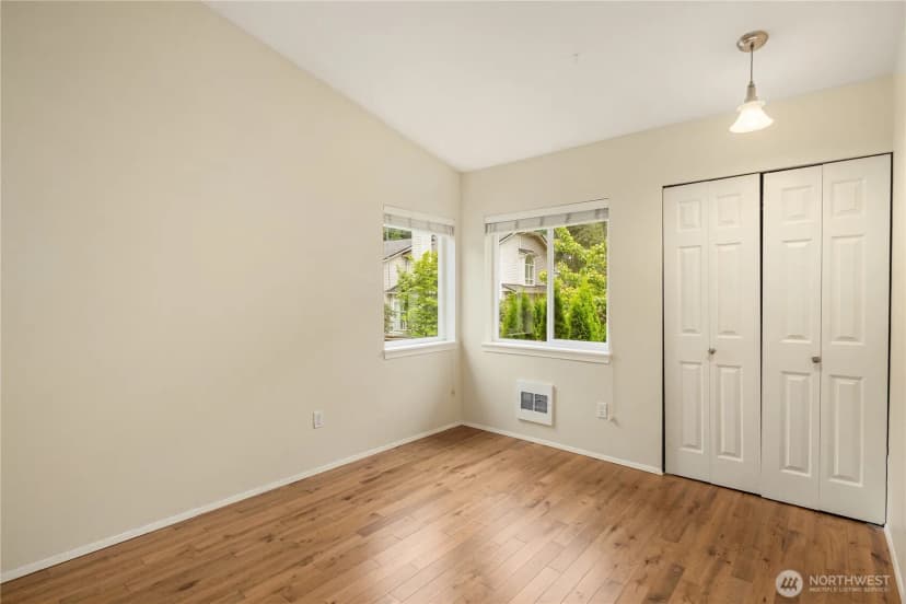Property photo for 12440 Ne 7th Place, Bellevue photo 15