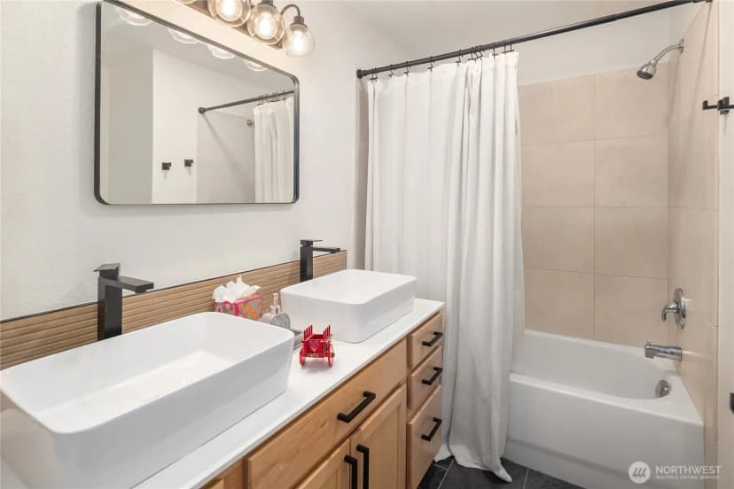 Property photo for 14642 Ne 174th Street, Woodinville photo 35