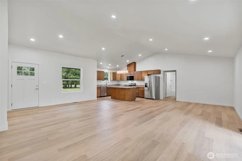 Property photo for 903 Byham Road, Winlock photo 3