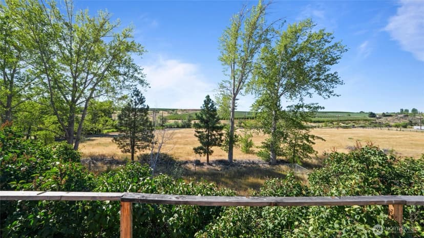 Property photo for 14753 Cottonwood Canyon Road, Yakima photo 7