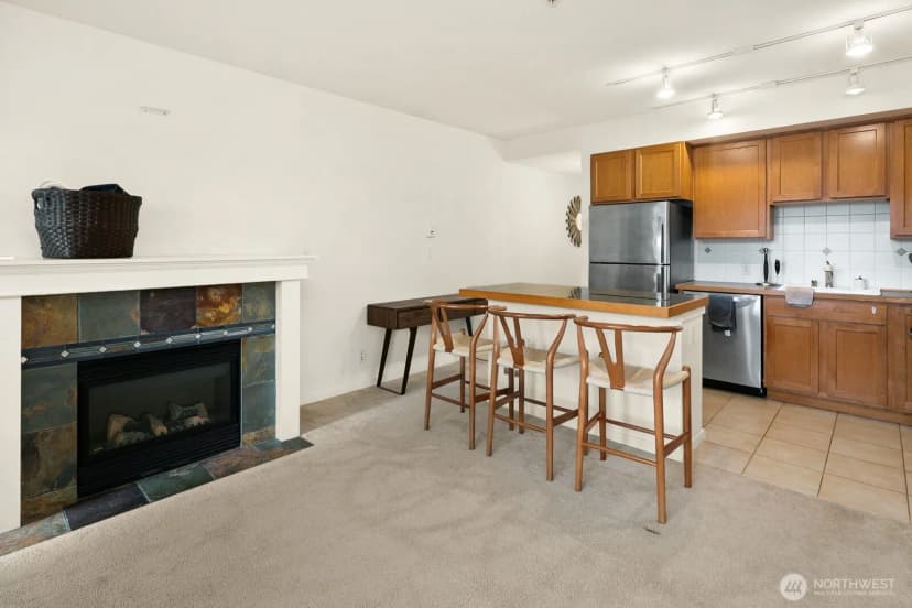 Property photo for 2901 Ne Blakeley Street #306, Seattle photo 12