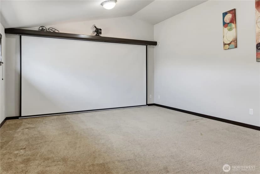Property photo for 310 Leann Street, Mount Vernon photo 26