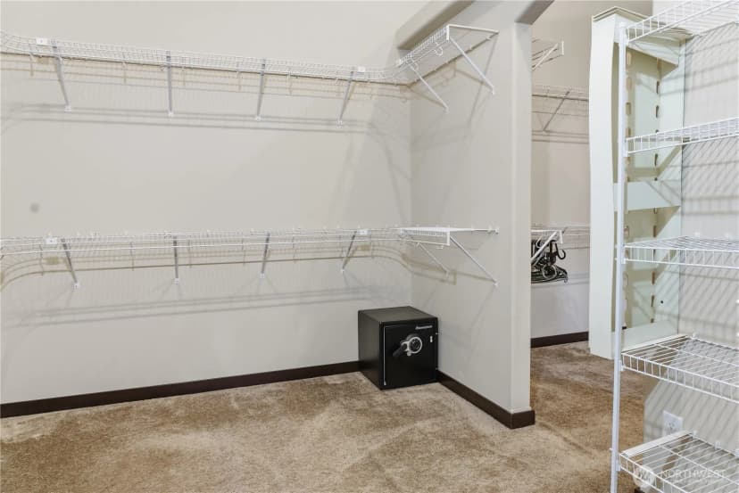 Property photo for 310 Leann Street, Mount Vernon photo 32