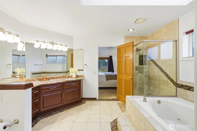 Property photo for 13945 Se 159th Place, Renton photo 30