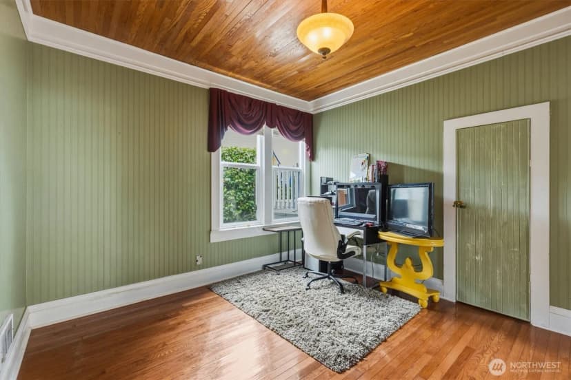 Property photo for 304 Spruce Street E, Ilwaco photo 10