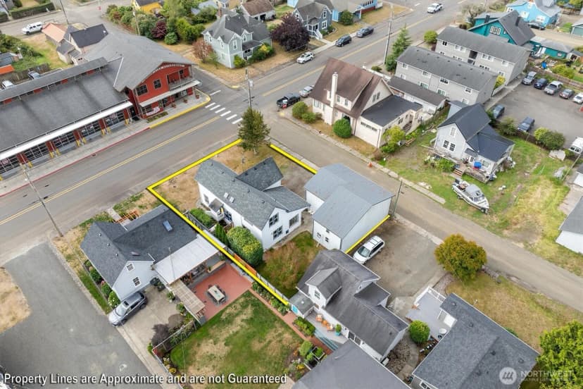 Property photo for 304 Spruce Street E, Ilwaco photo 31