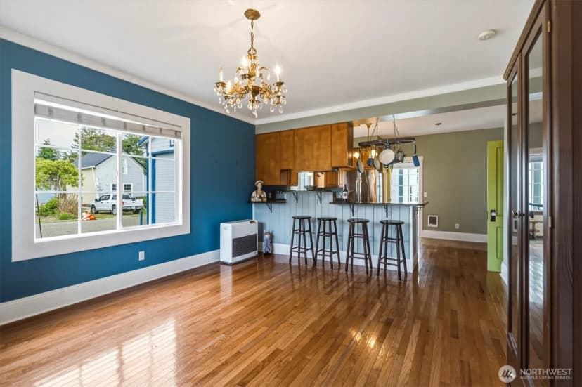 Property photo for 304 Spruce Street E, Ilwaco photo 4