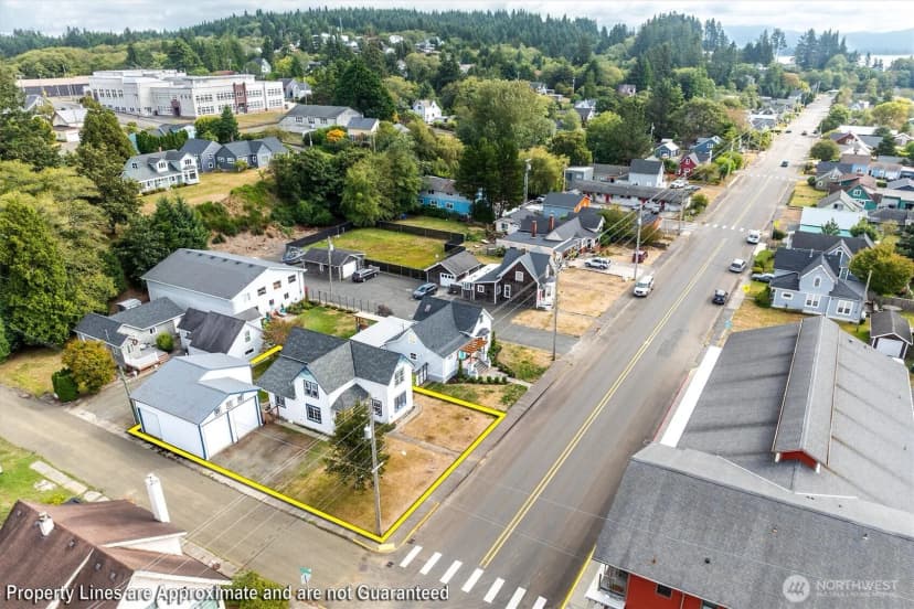 Property photo for 304 Spruce Street E, Ilwaco photo 33