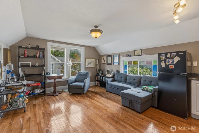 Property photo for 304 Spruce Street E, Ilwaco photo 17