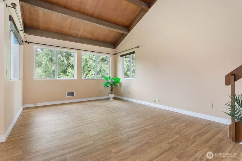 Property photo for 2 Marigold Drive #9, Bellingham photo 11