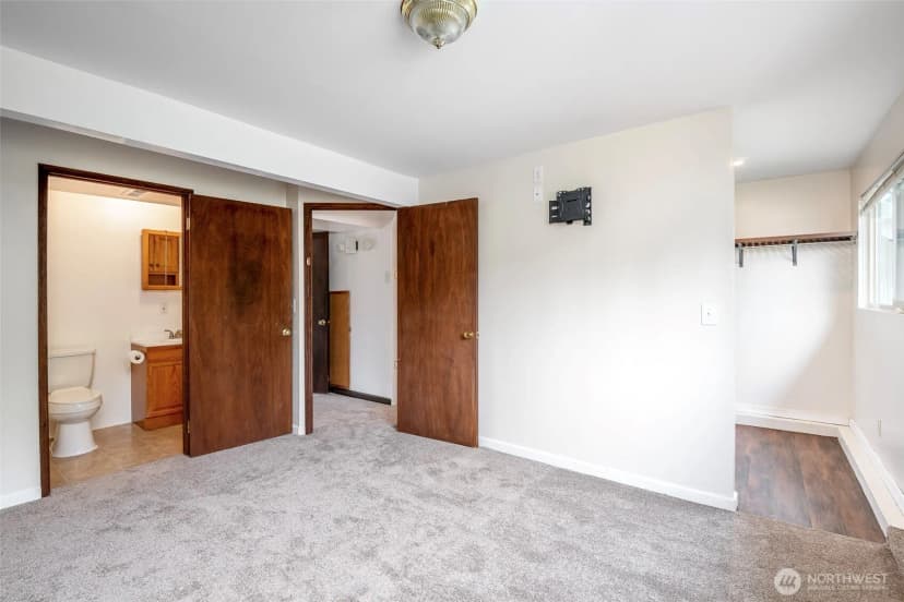 Property photo for 30031 45th Place S, Auburn photo 16