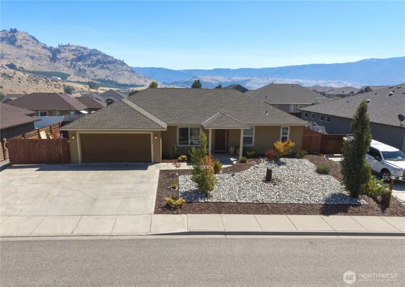 Property photo for 434 N Wilson Street, Chelan