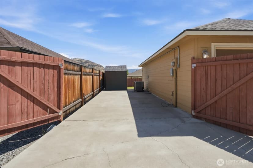 Property photo for 434 N Wilson Street, Chelan photo 30